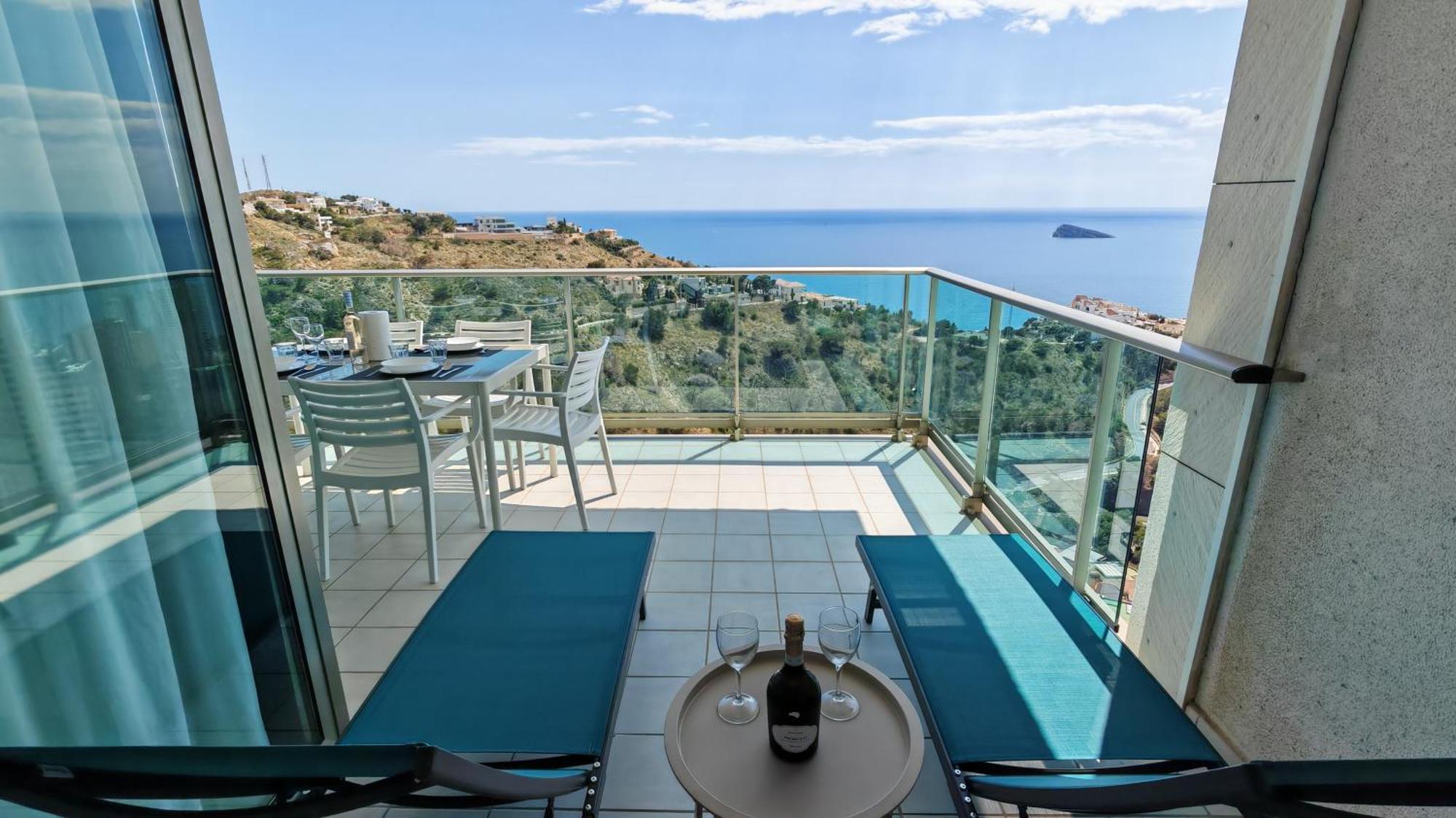 Apartment High Rise - Sea Views - Torre Lugano