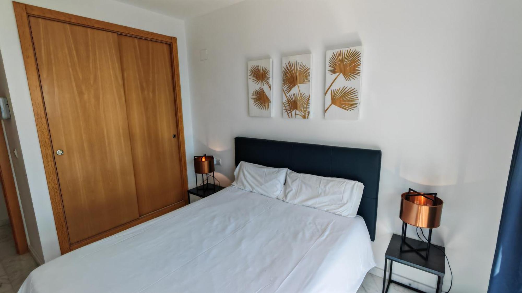 High Rise - Sea Views - Torre Lugano Apartment