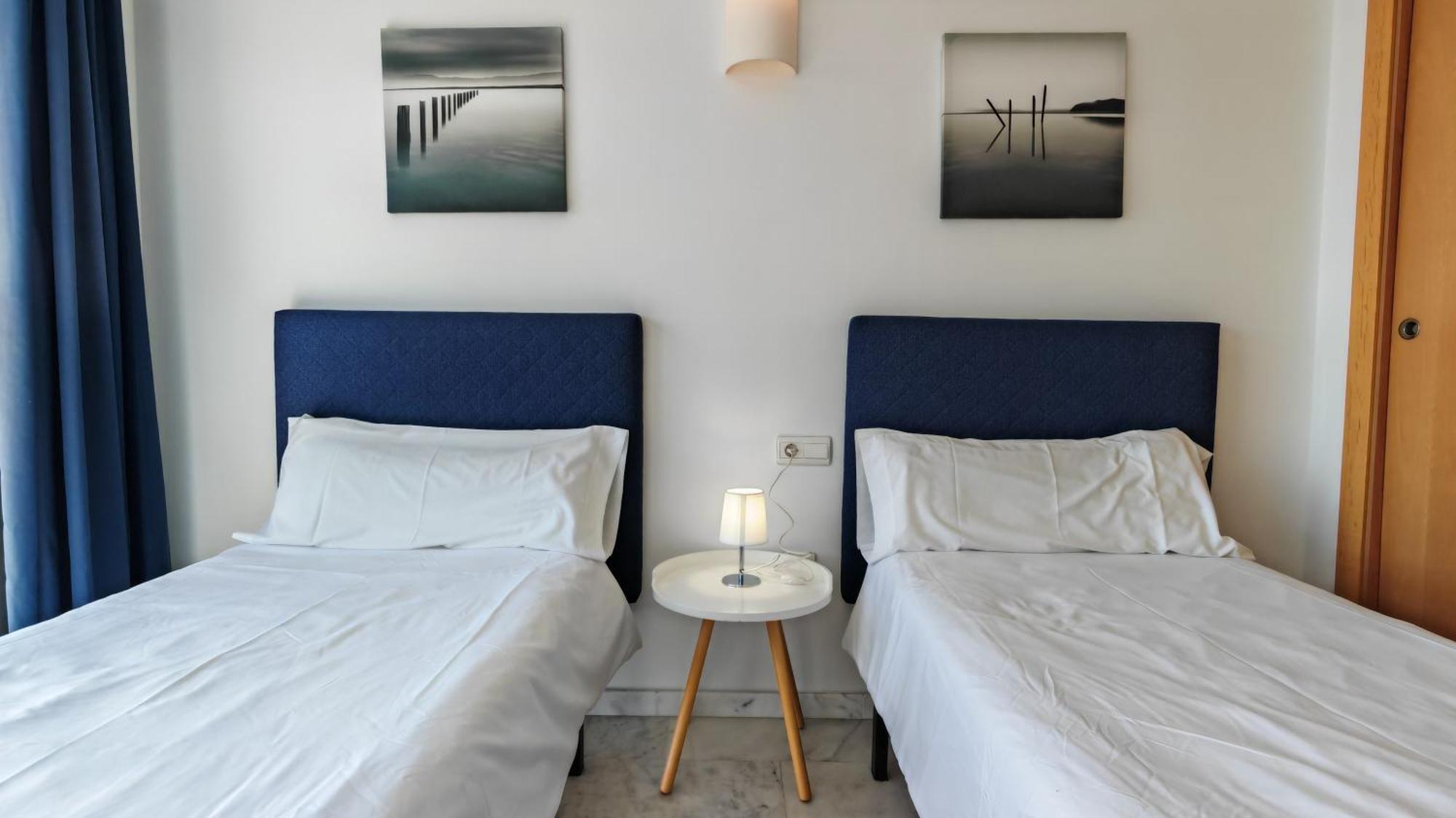 High Rise - Sea Views - Torre Lugano